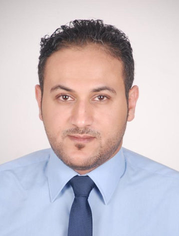 مصطفى خلف